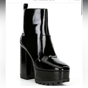 Michael Kors Enya Patent Platform Booties Size 8M